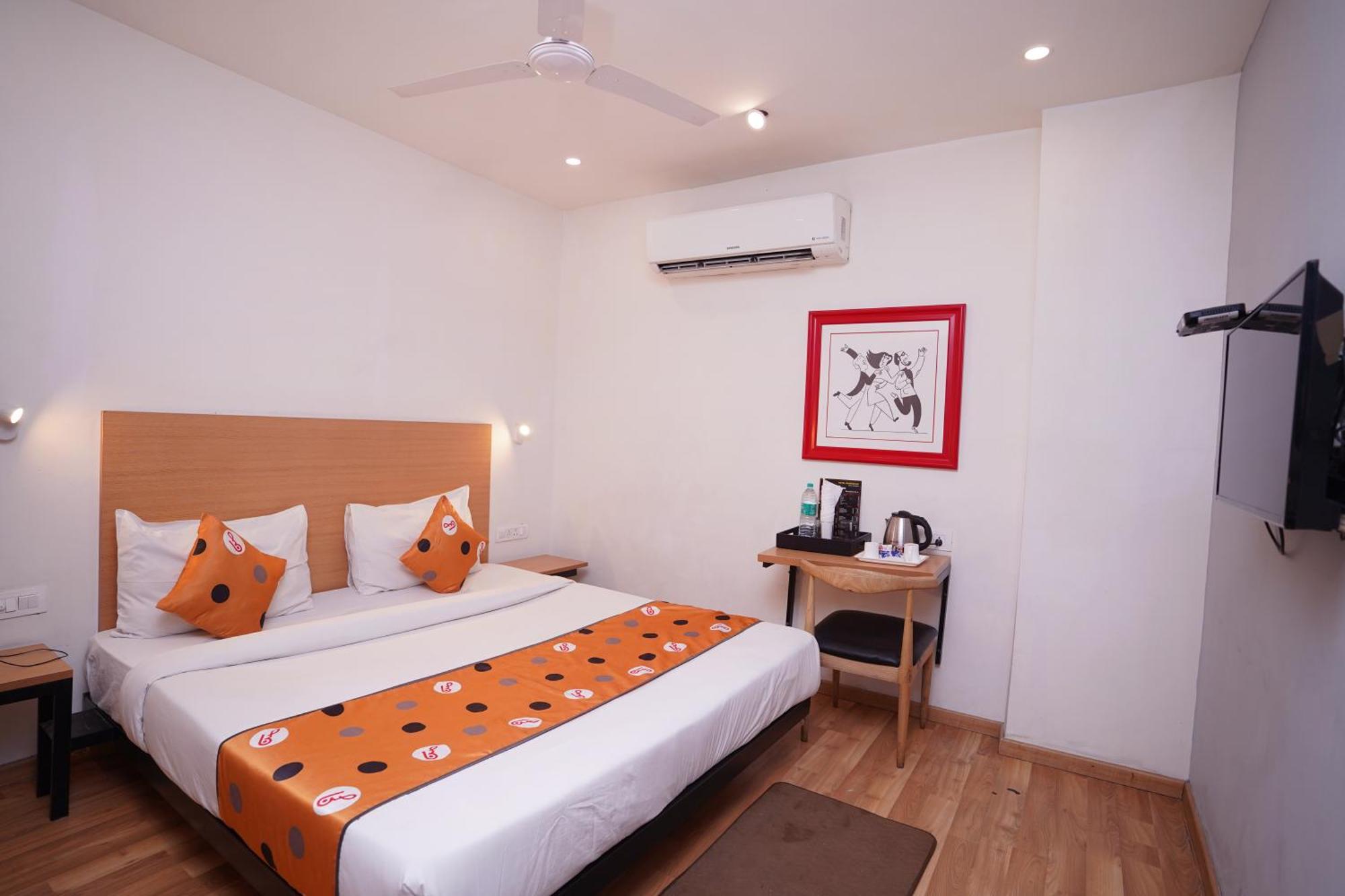 Hotel Mira Residency- Outer Ring Road, Paschim Vihar Delhi  Buitenkant foto
