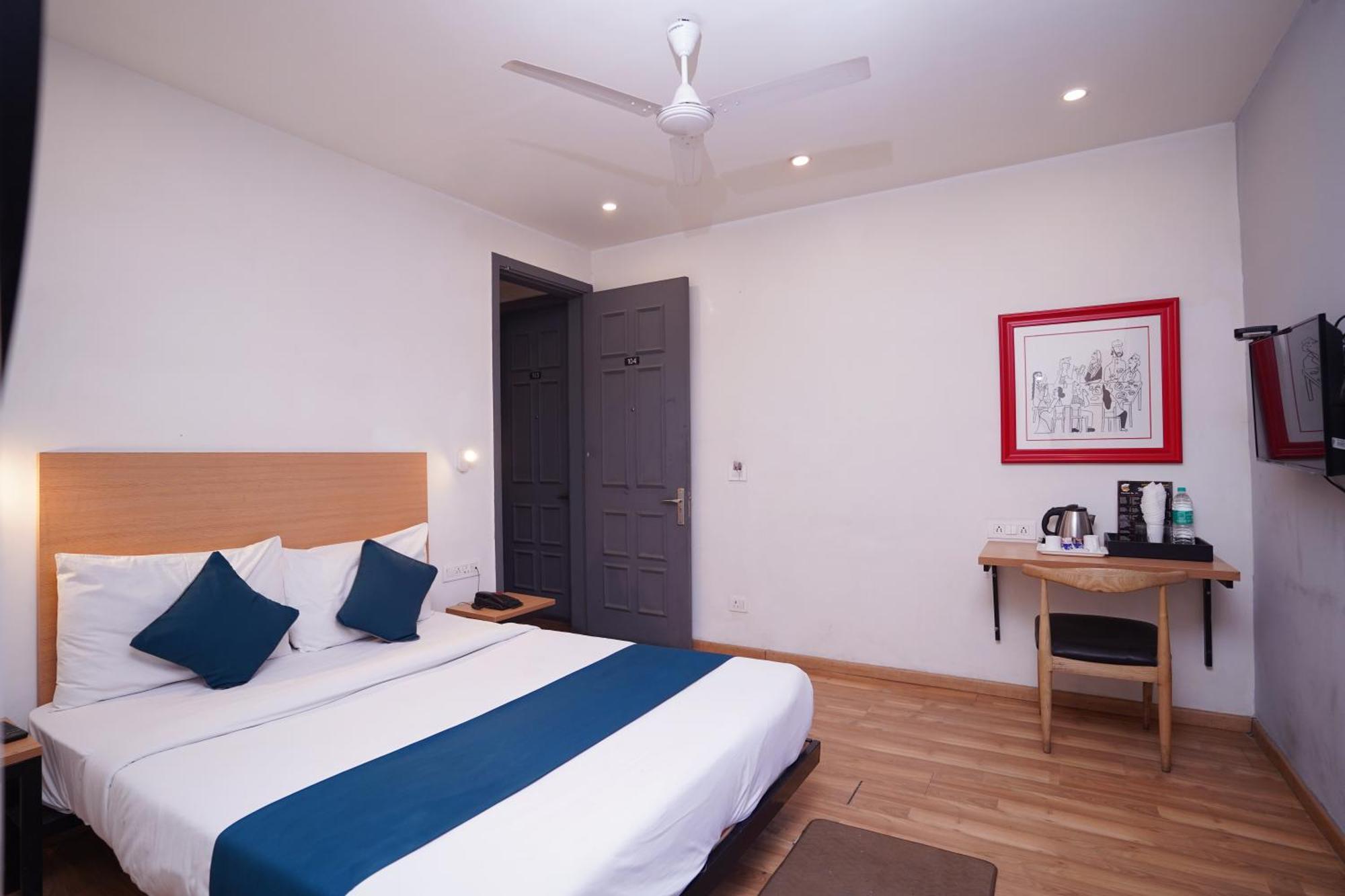Hotel Mira Residency- Outer Ring Road, Paschim Vihar Delhi  Buitenkant foto
