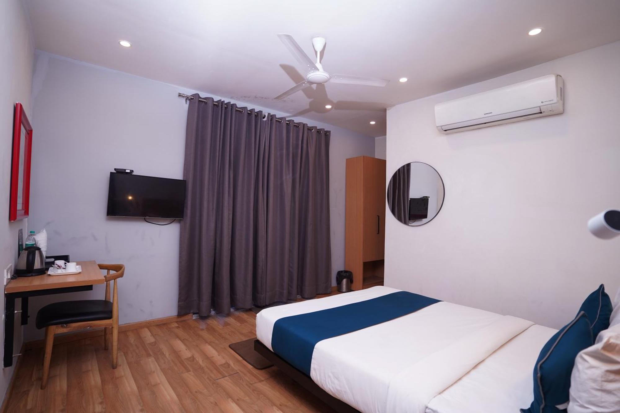 Hotel Mira Residency- Outer Ring Road, Paschim Vihar Delhi  Buitenkant foto