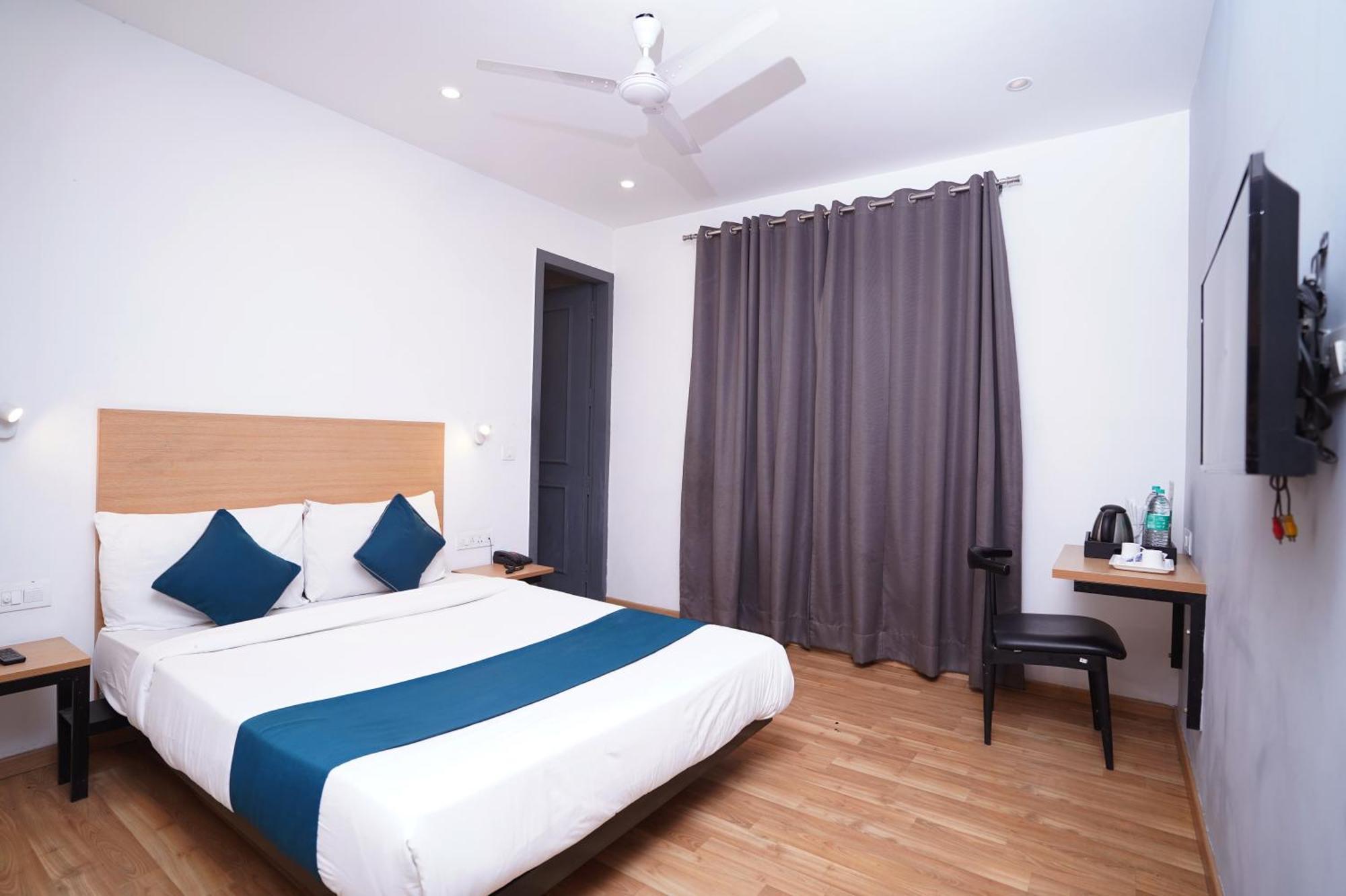 Hotel Mira Residency- Outer Ring Road, Paschim Vihar Delhi  Buitenkant foto