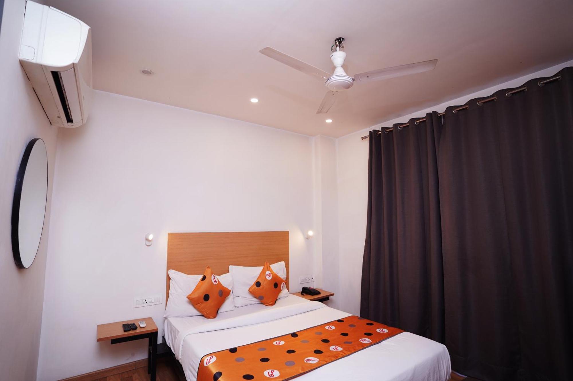 Hotel Mira Residency- Outer Ring Road, Paschim Vihar Delhi  Buitenkant foto